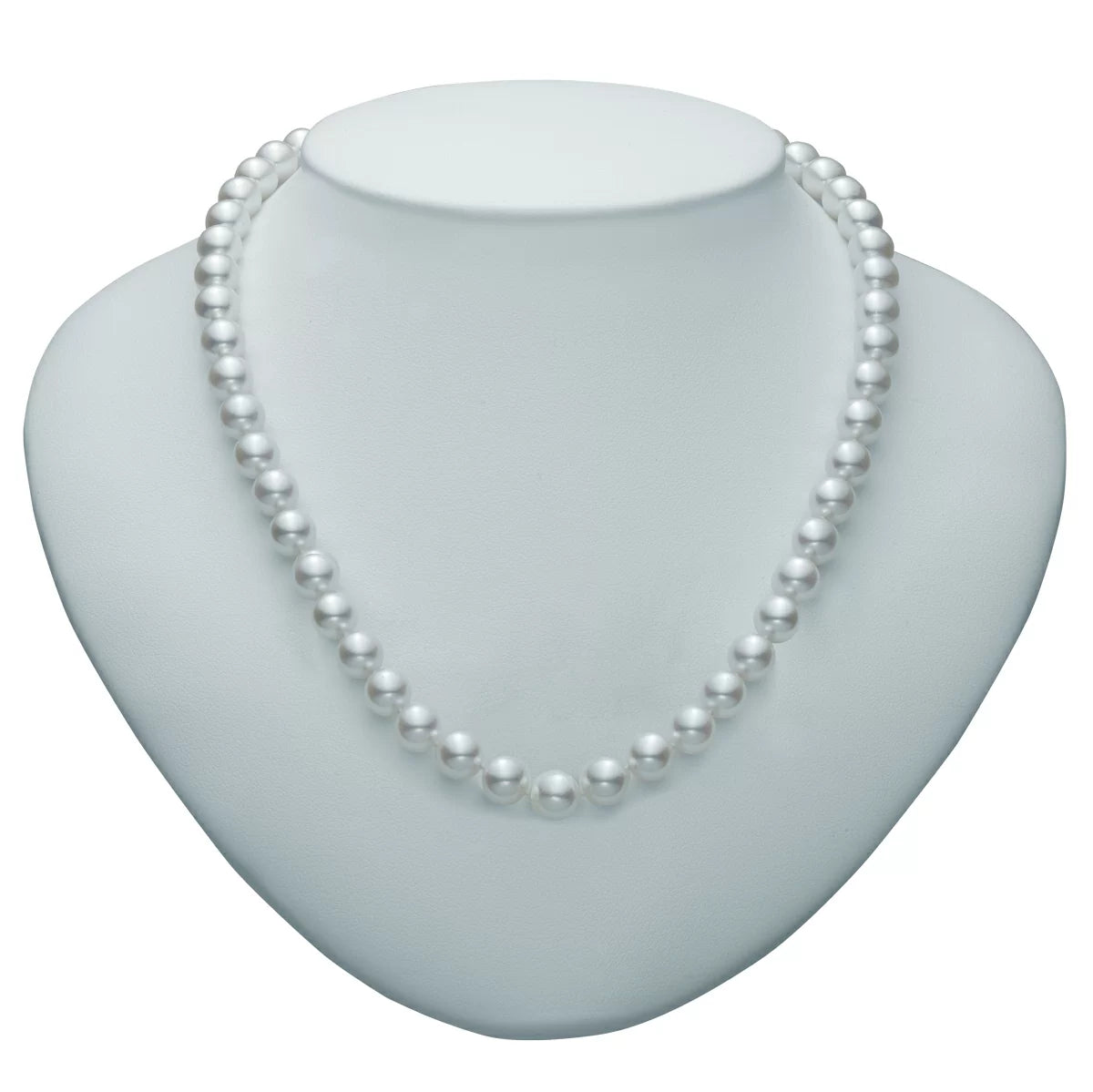 Complete uniform pearl necklace