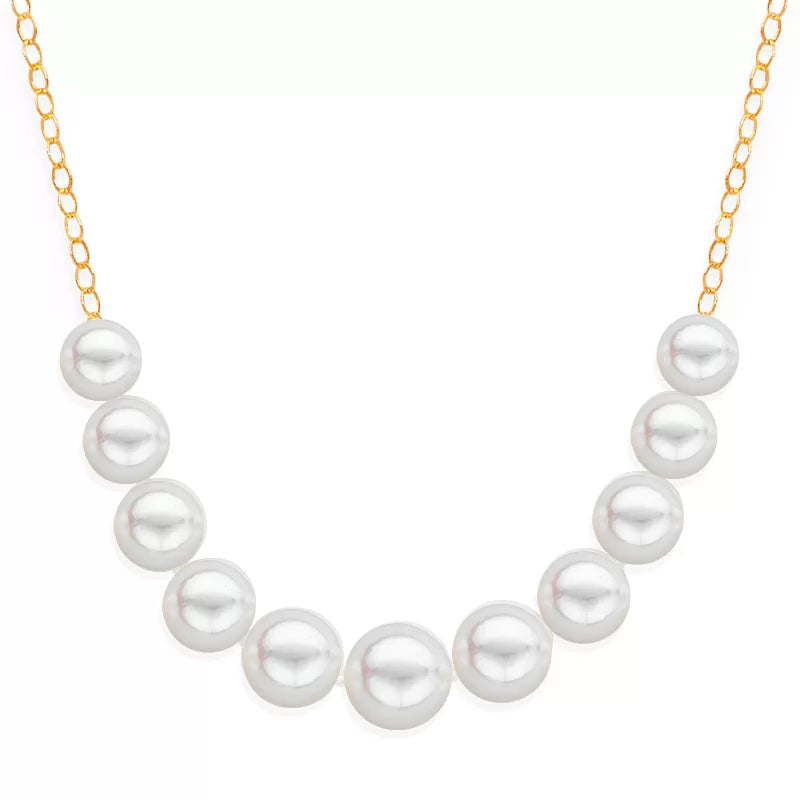 Gold necklace with 11 graduated pearls